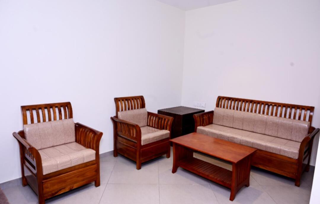 מדיקרי Coorg Vismaya Resort מראה חיצוני תמונה