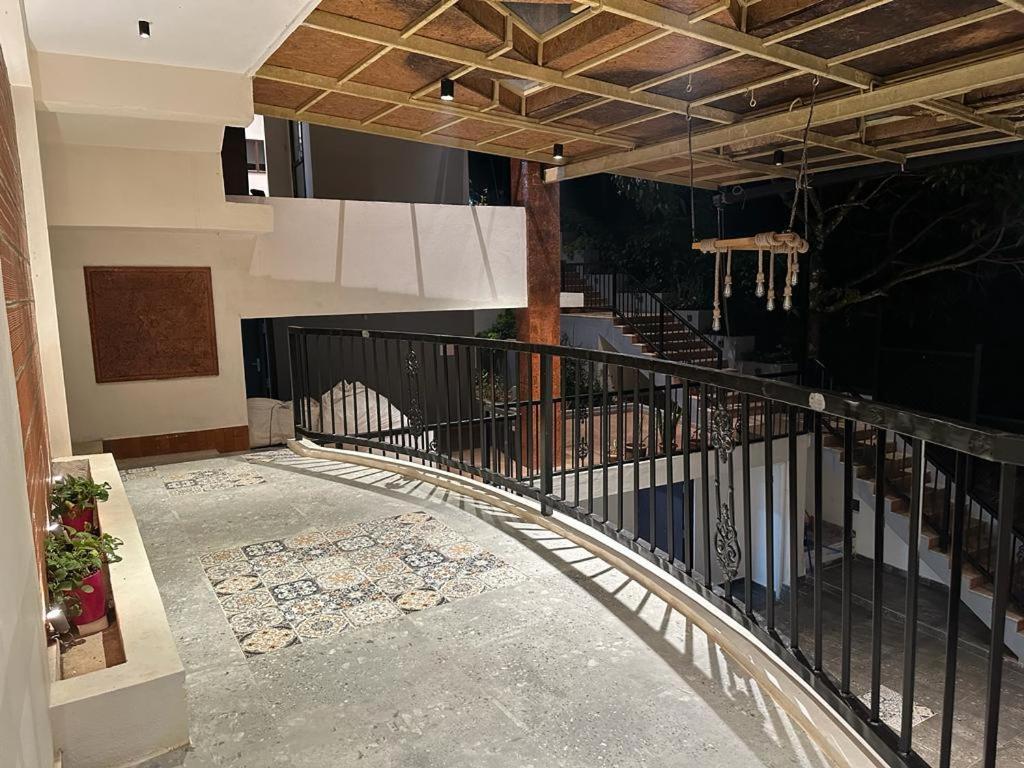 מדיקרי Coorg Vismaya Resort מראה חיצוני תמונה