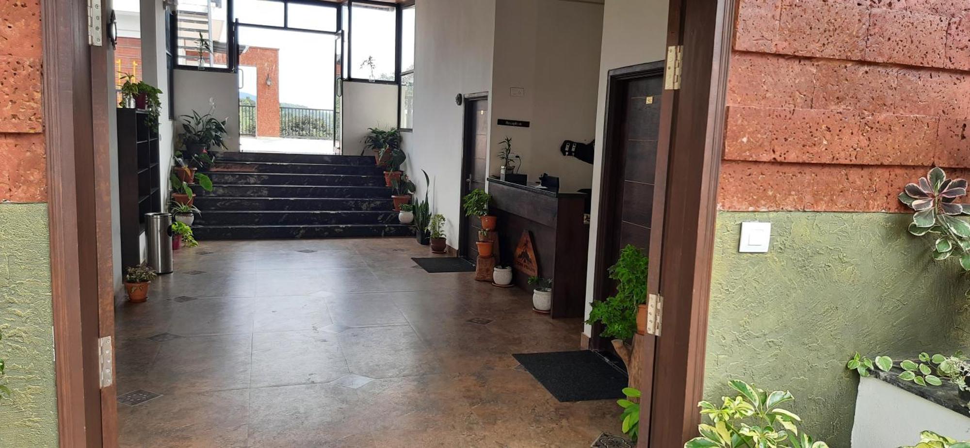 מדיקרי Coorg Vismaya Resort מראה חיצוני תמונה