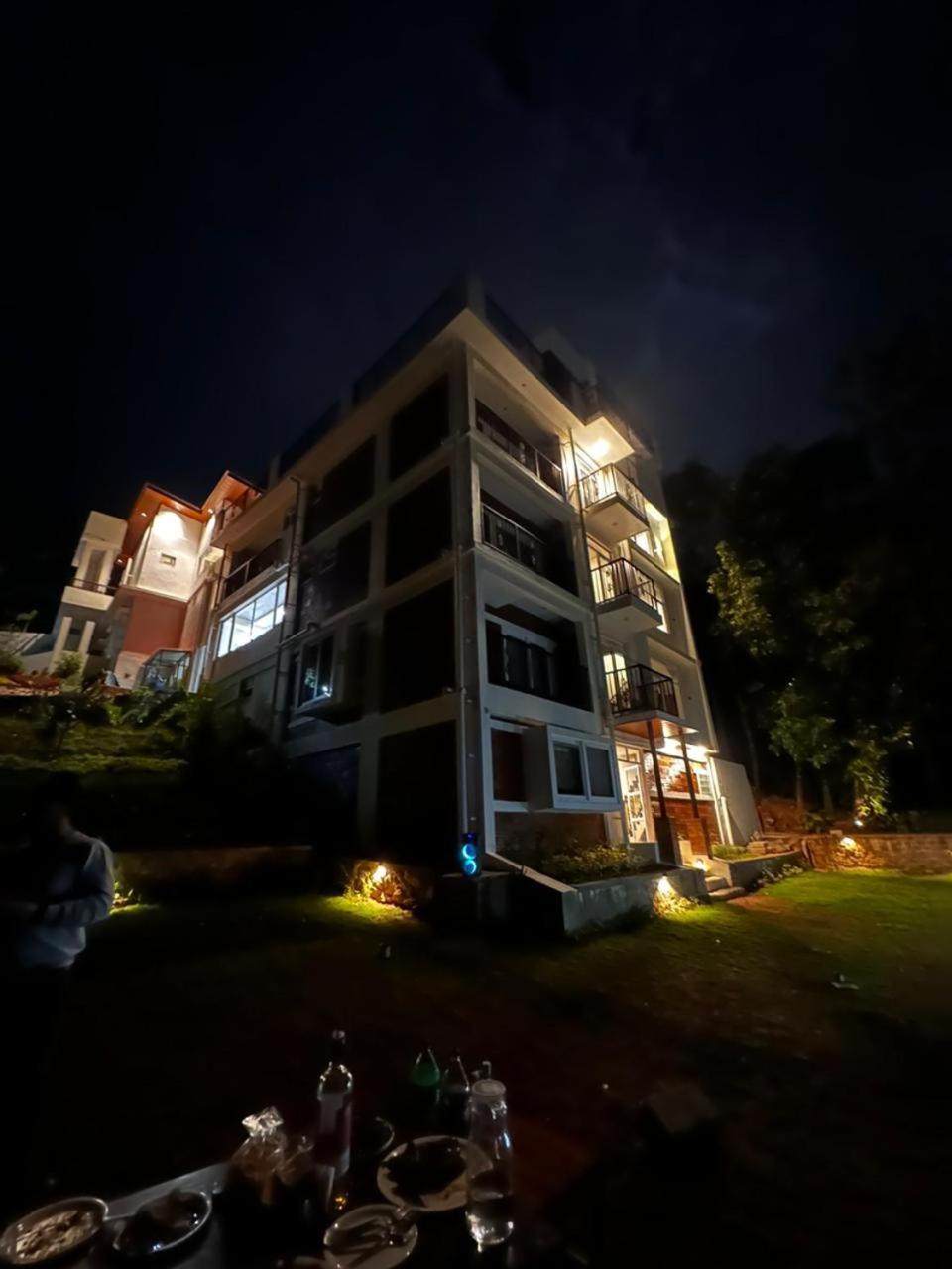מדיקרי Coorg Vismaya Resort מראה חיצוני תמונה